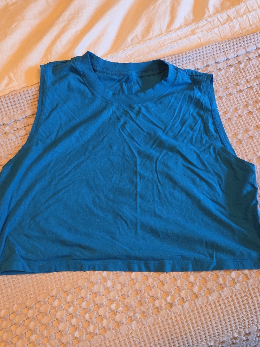 lululemon athletica Sleeveless Cropped Tank - Teal